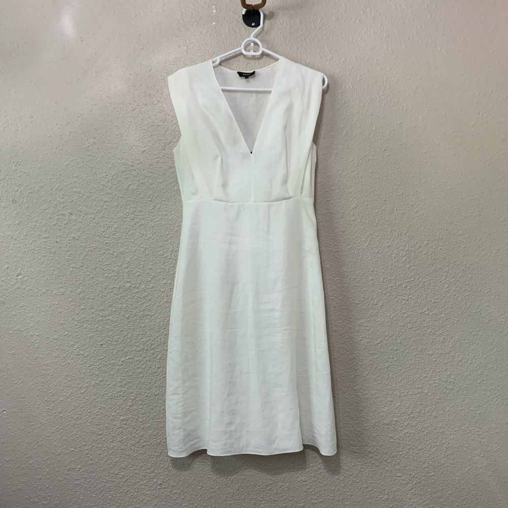 Theory Deep V Easy Dress in Pure Linen